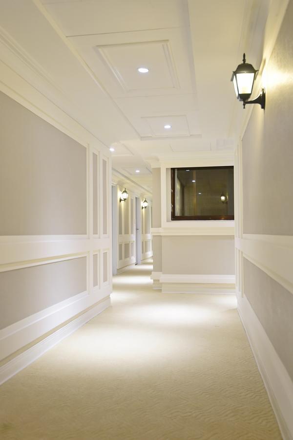 Migo Hotel Taichung Bagian luar foto